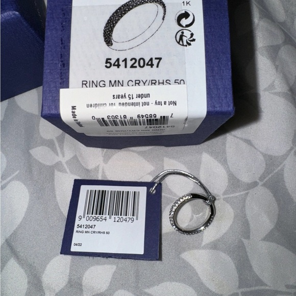 Swarovski stone ring size 5 - Picture 5 of 6